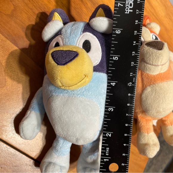 Bluey and Friends Plush Toy Set - Picture 7 of 15